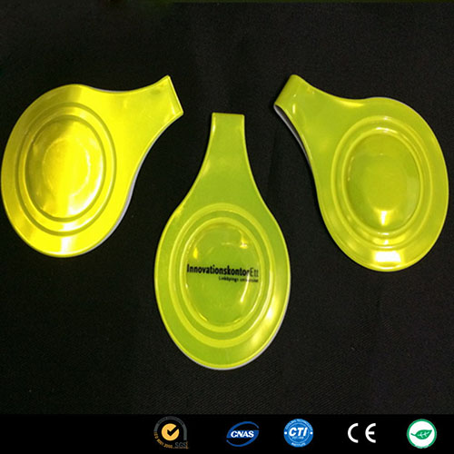 Reflective Magnetic Clip